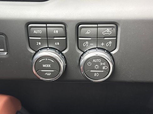 New 2026 GMC Sierra 1500 Denali Ultimate w/ LPO, Black Badging Package image 25