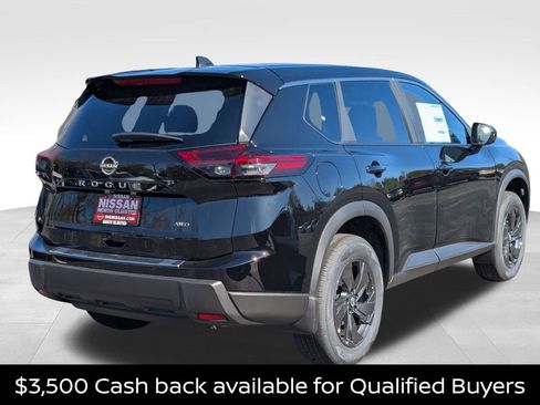 New 2026 Nissan Rogue SV AWD/4WD image 3