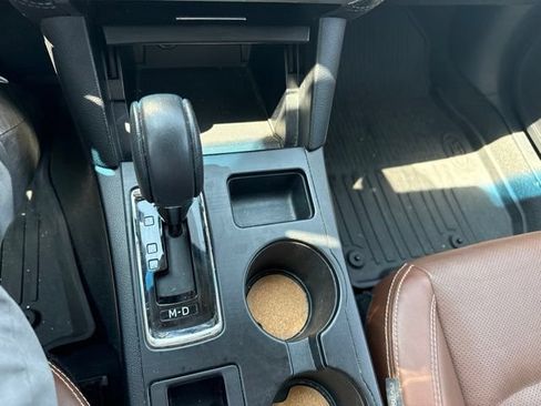 Used 2019 Subaru Outback 3.6R Touring w/ Popular Package #3A AWD/4WD image 14