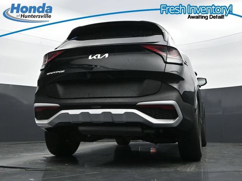 Used 2025 Kia Sportage LX FWD image 32