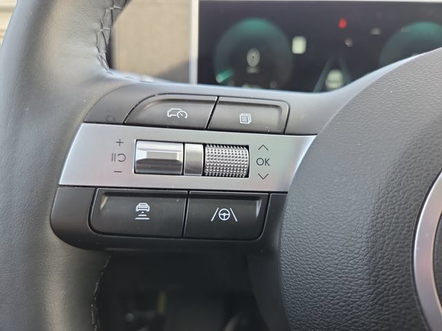 Used 2026 Hyundai Tucson Limited AWD/4WD image 19