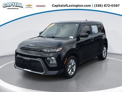 Used 2022 Kia Soul LX w/ Technology Package