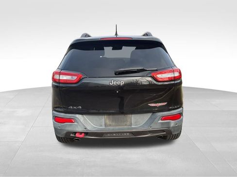 Used 2014 Jeep Cherokee Trailhawk w/ Technology Group image 7