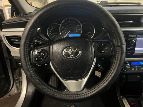 Used 2016 Toyota Corolla LE FWD image 15