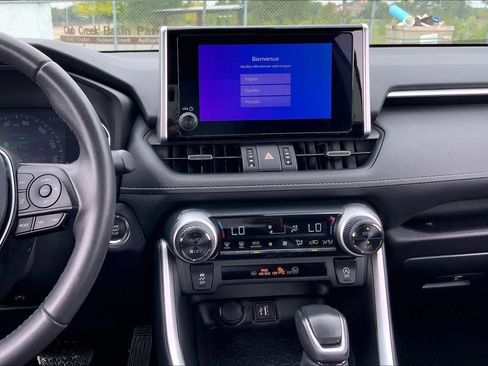 Used 2023 Toyota RAV4 XLE Premium FWD image 7