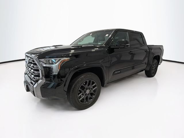 Used 2024 Toyota Tundra Platinum AWD/4WD image 3