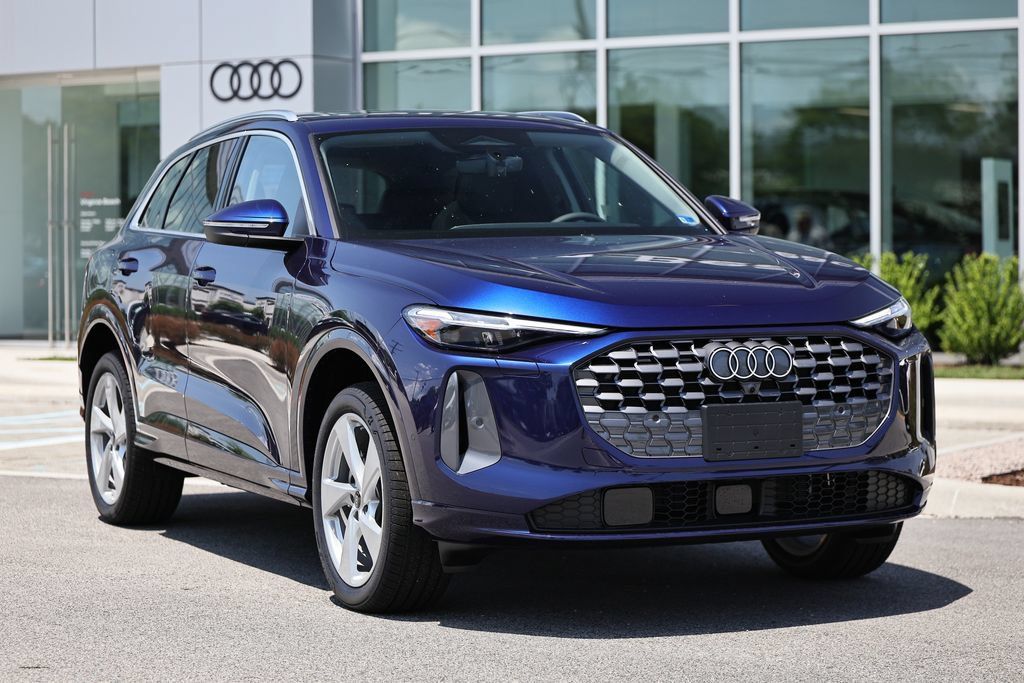 New 2026 Audi Q5 Premium AWD/4WD image 2