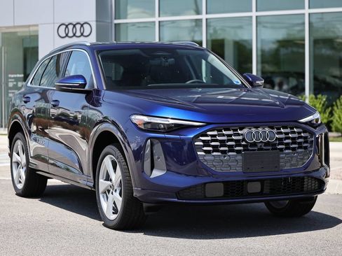 New 2026 Audi Q5 Premium Plus AWD/4WD image 2