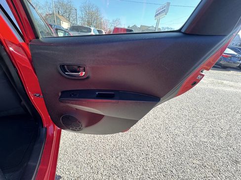 Used 2014 Toyota Yaris LE image 53