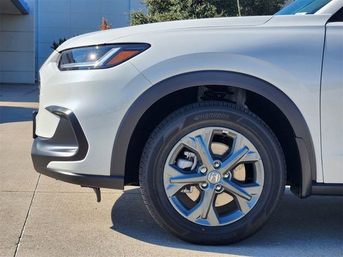New 2026 Honda HR-V LX image 5