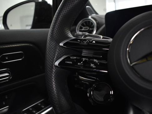 Certified 2024 Mercedes-Benz GLA 35 AMG 4MATIC image 21