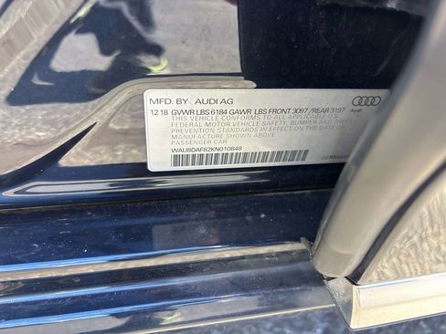 Used 2019 Audi A8 L 3.0T w/ Luxury Package image 32