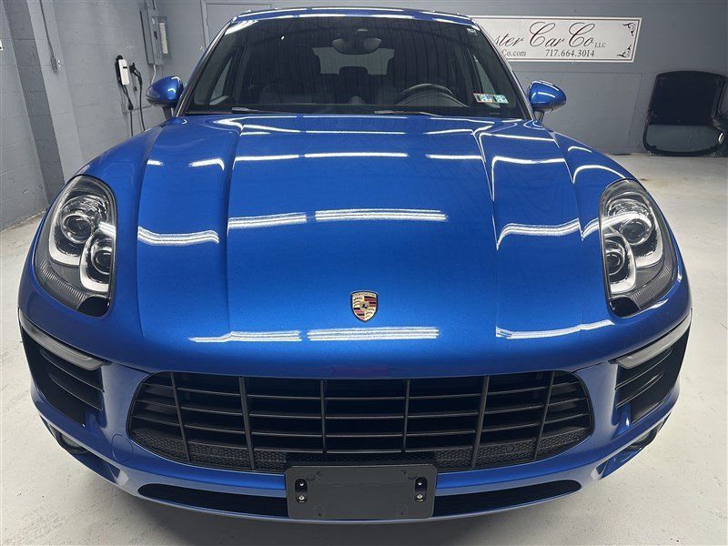 Used 2018 Porsche Macan AWD/4WD image 10