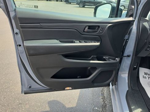 Used 2025 Honda Odyssey Sport-L image 24