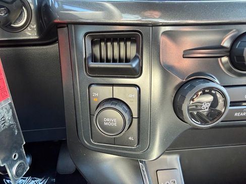 New 2026 Ford F150 STX image 25