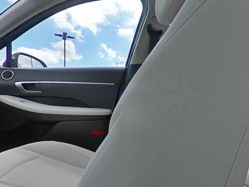 Used 2025 Hyundai Sonata SE FWD image 30
