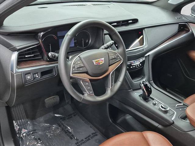 Used 2023 Cadillac XT5 Premium Luxury FWD image 10