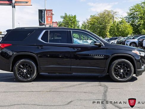 Used 2020 Chevrolet Traverse LT FWD image 18