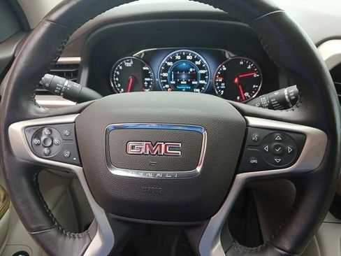 Used 2018 GMC Acadia Denali w/ Technology Package image 19