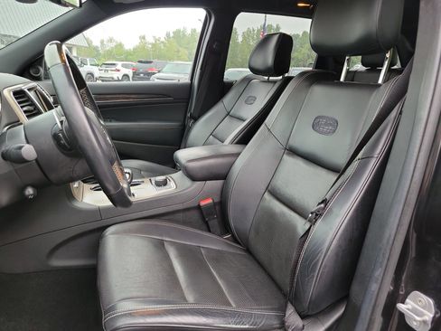 Used 2014 Jeep Grand Cherokee Overland AWD/4WD image 5