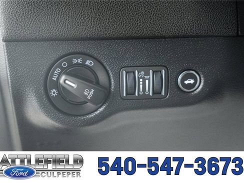 Used 2017 Dodge Charger SXT w/ AWD Plus Group image 42