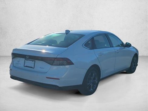 Used 2025 Honda Accord EX-L image 5
