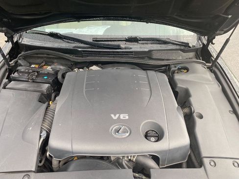 Used 2010 Lexus IS 250C RWD image 28