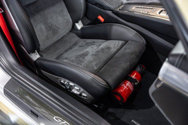Used 2018 Porsche 911 GT3 RWD image 34