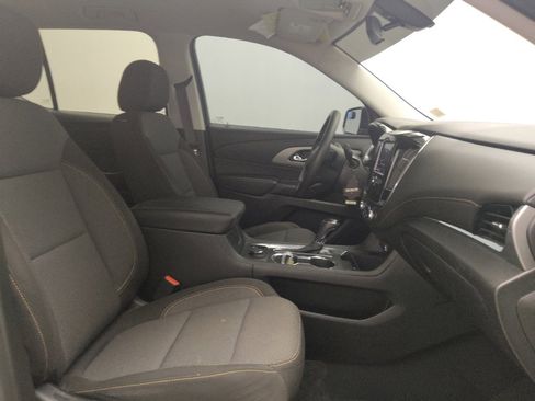 Used 2020 Chevrolet Traverse LS FWD image 21