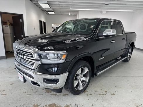 Used 2019 RAM 1500 Laramie AWD/4WD image 6