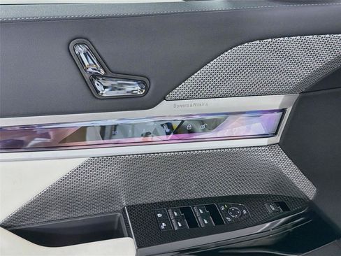 New 2026 BMW i7 eDrive50 w/ M Sport Package RWD image 17