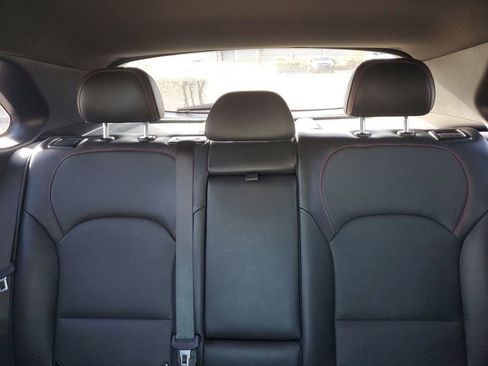 Used 2018 Hyundai Elantra GT Sport image 5