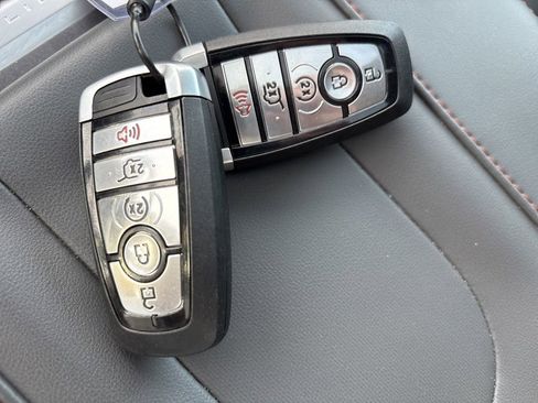 Certified 2025 Ford Expedition Max Active AWD/4WD image 12