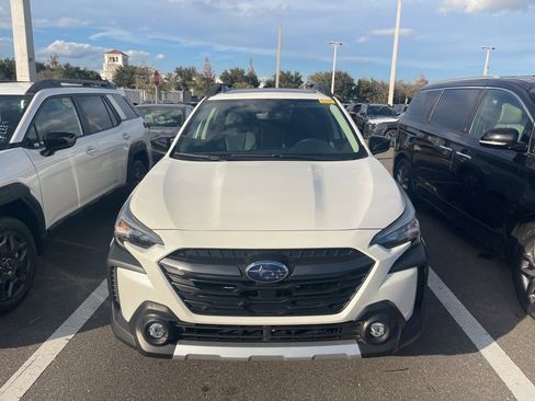 Used 2025 Subaru Outback Limited w/ Popular Package #2 image 2