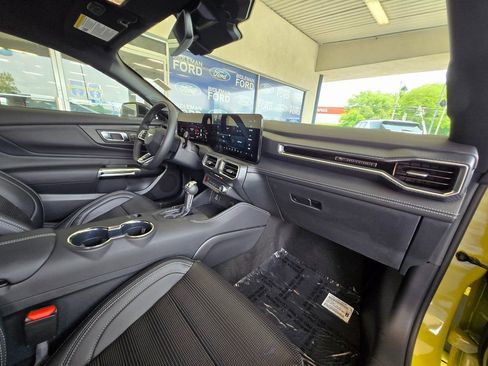 New 2025 Ford Mustang Premium image 19