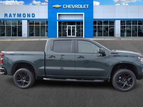 New 2026 Chevrolet Silverado 1500 LT Trail Boss w/ Dark Appearance Package image 2