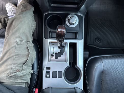Used 2015 Toyota 4Runner Limited image 22