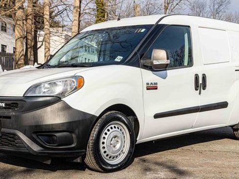 Used 2021 RAM ProMaster City Tradesman image 3