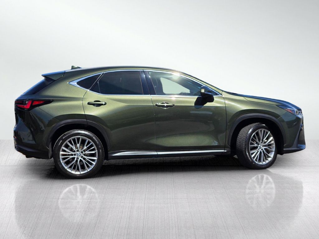 Used 2024 Lexus NX 350 AWD w/ Vision Package image 3