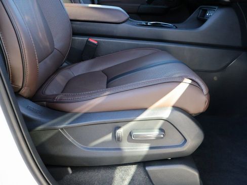 Certified 2025 Honda Pilot Elite image 10