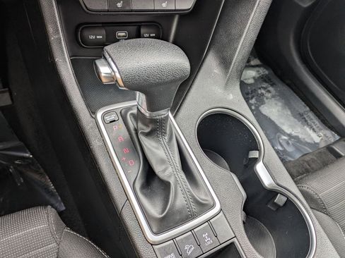 Used 2020 Kia Sportage LX w/ LX Popular Package image 16