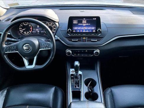 Certified 2022 Nissan Altima 2.5 SR image 15