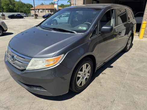 Used 2011 Honda Odyssey LX image 8