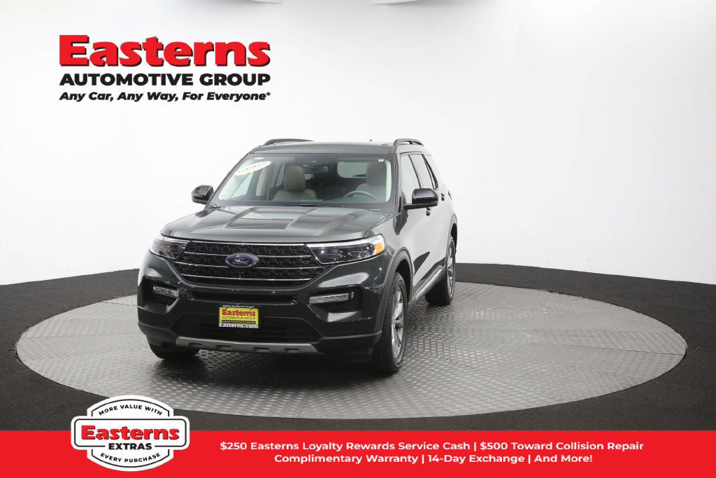 Used 2023 Ford Explorer XLT w/ Equipment Group 202A AWD/4WD image 60