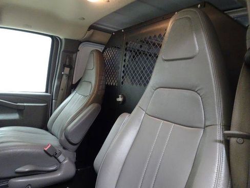 Used 2021 Chevrolet Express 2500 w/ Driver Convenience Package RWD image 25