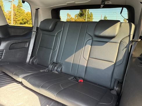 Used 2019 Chevrolet Tahoe LT w/ Luxury Package image 21