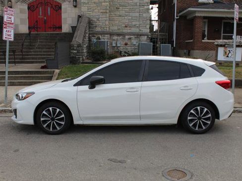 Used 2018 Subaru Impreza 2.0i image 4