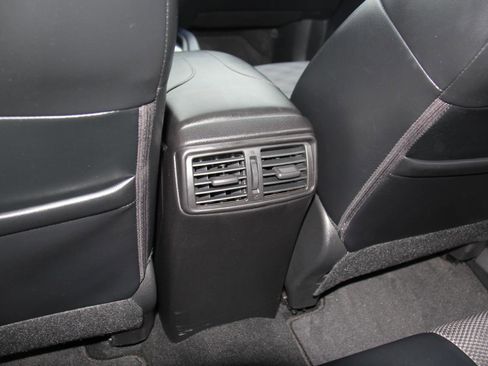 Used 2022 Nissan Rogue Sport SV w/ Technology Package image 21