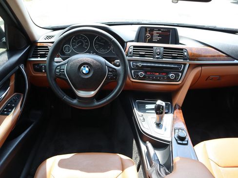 Used 2014 BMW 328d Sedan RWD image 21