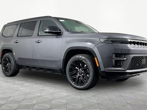 New 2026 Jeep Grand Wagoneer Limited AWD/4WD image 3